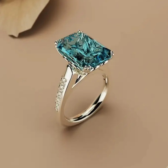 GORGEOUS Art Deco Style Emerald Cut Blue Topaz Color Ring Silver Size 9 - Picture 5 of 7